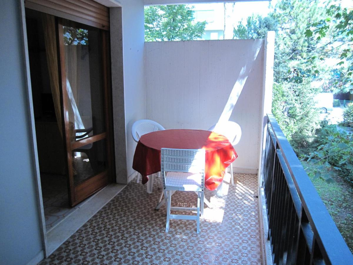 Argea Apartment Grado Bagian luar foto